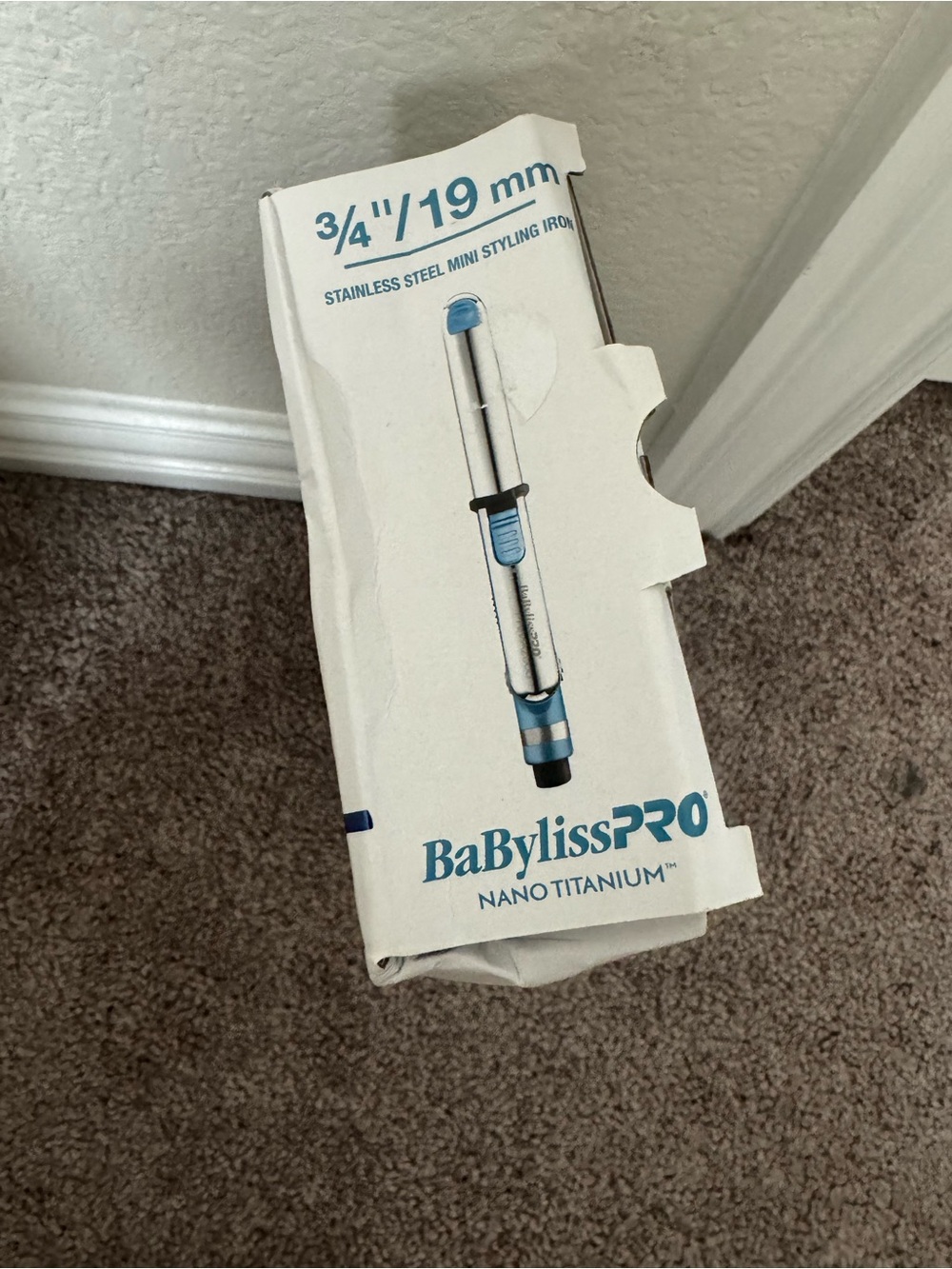 BaByliss Nano Titanium Mini Styling Iron - Blue and Silver - Picture 2 of 4
